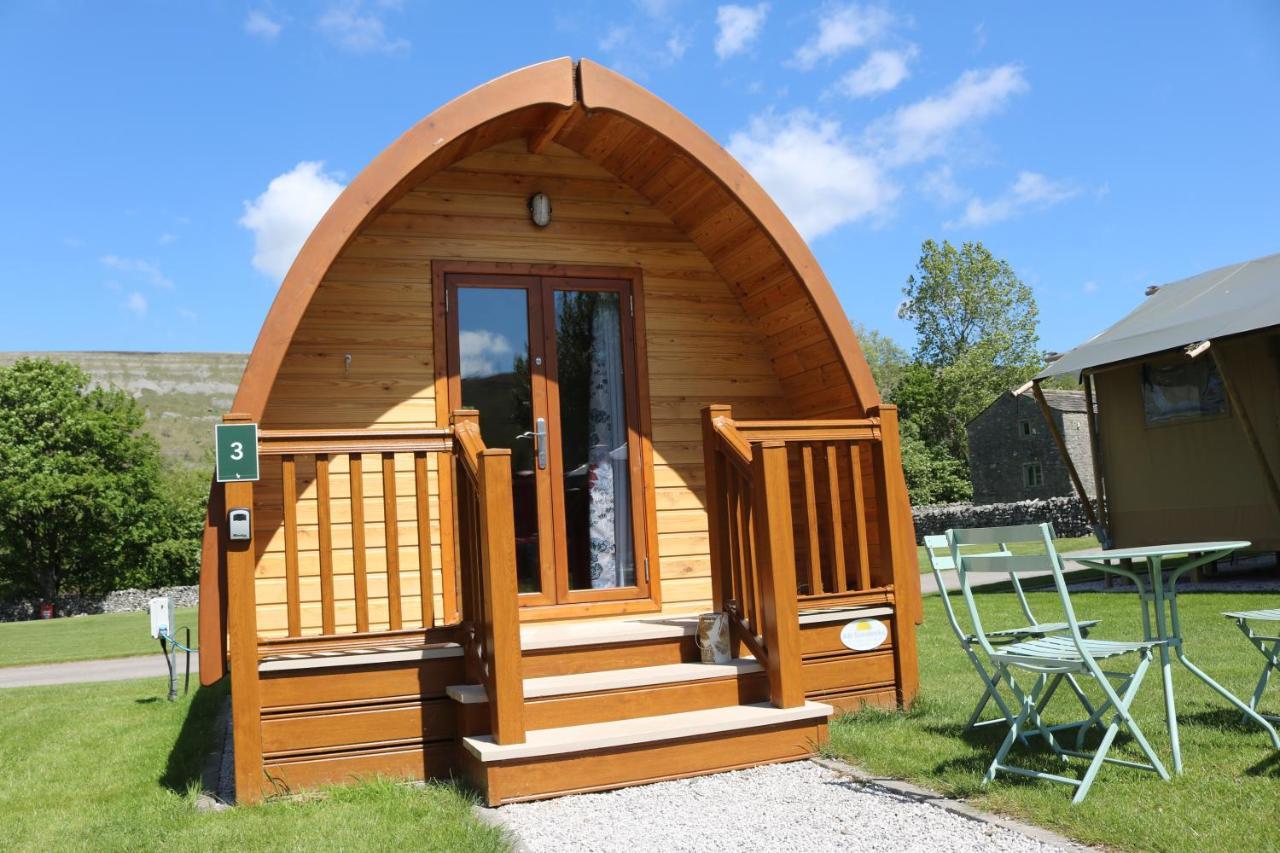 Littondale Country & Leisure Park Villa Скиптън Екстериор снимка