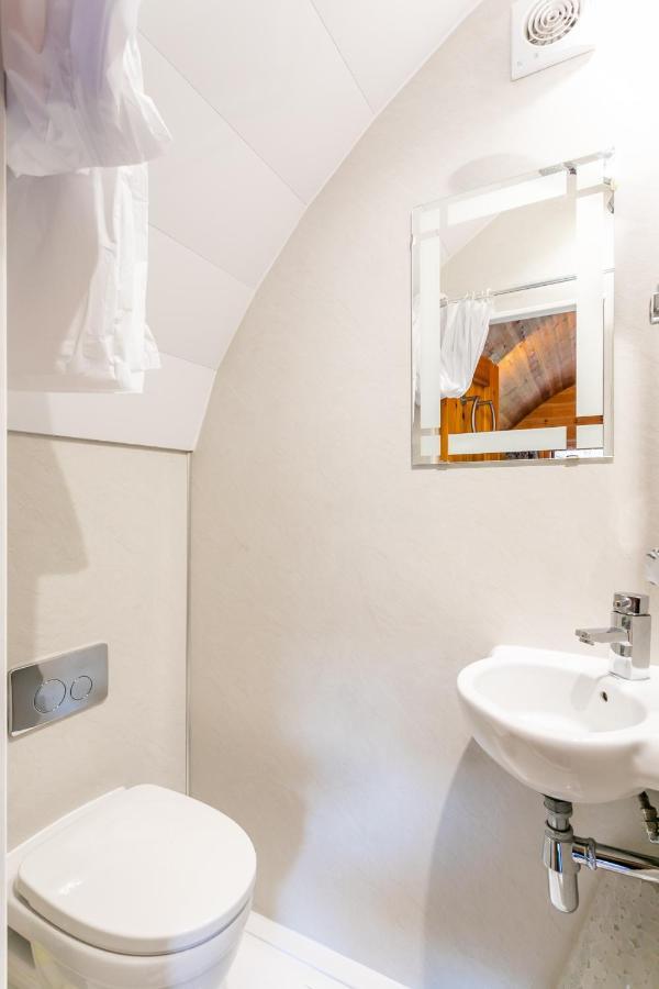 Littondale Country & Leisure Park Villa Скиптън Екстериор снимка